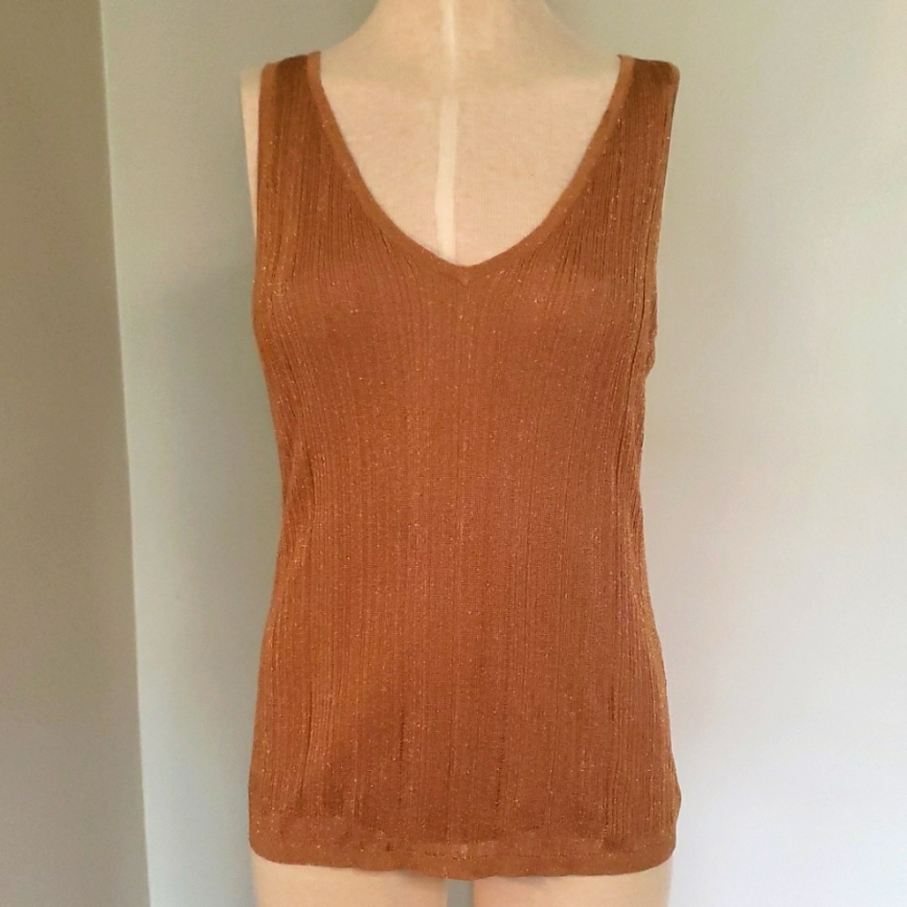 Elegant Sleeveless Gold Tank